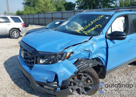 2025 Honda Passport Awd Trailsport z USA, uszkodzony, nr VIN 5FNYF8H64SB002010